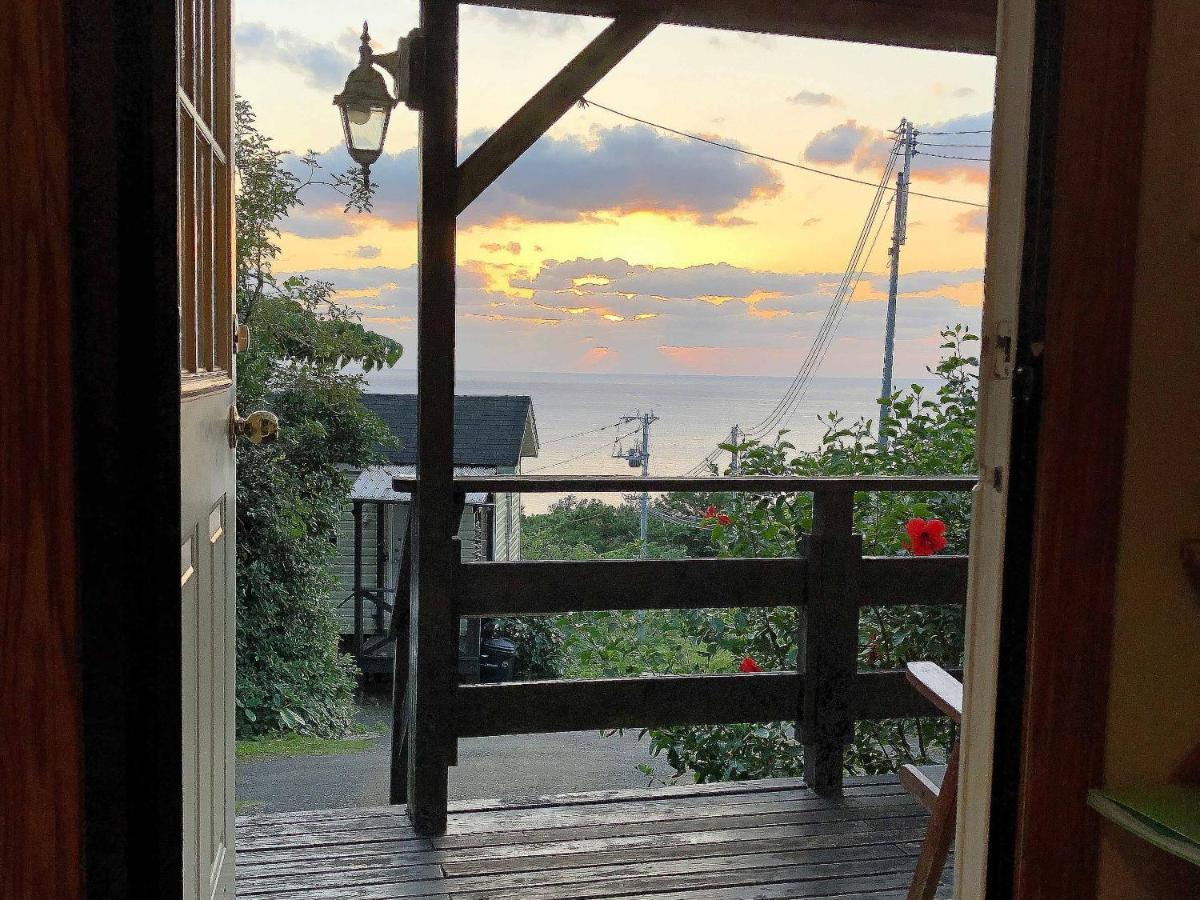 Panorama Ocean View Cottage Мотобу Екстериор снимка